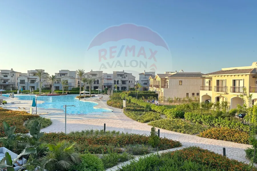 Townhouse villa for sale (Marassi - Sidi Abdel Rahman) 215 m