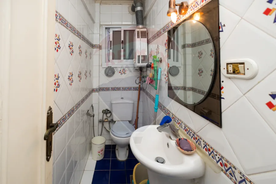 شقة للبيع 165 م صافى لوران (ش الاقبال)