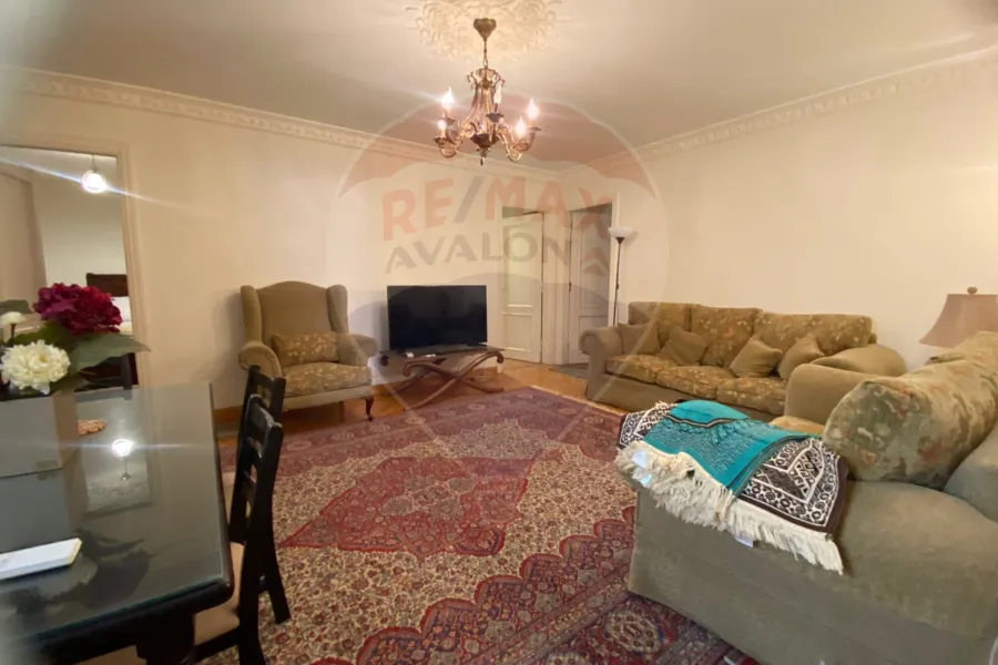 شقة للايجار المفروش 270 م سموحة (ش بهاء الدين الغتوري)