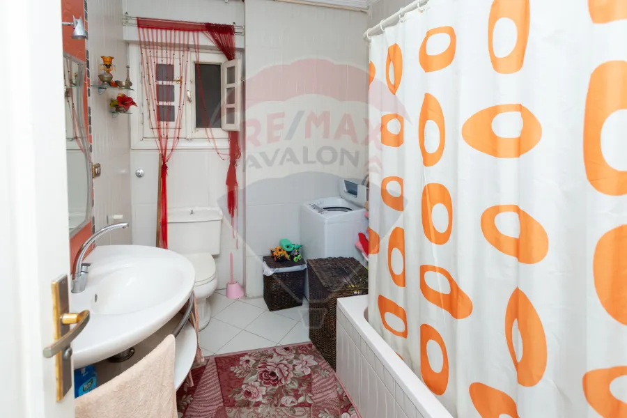 Apartment for sale 240 m Glim (Abdel Salam Arif St.)