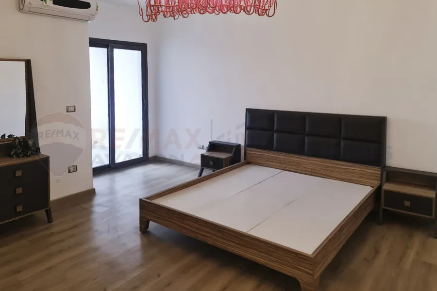 Apartment for sale 225 m Smouha (El-Gesh Towers)