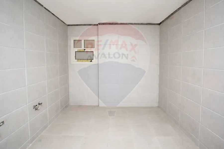 شقة للبيع 190 م سموحة  ( كومباوند فالوري انطونيادس )