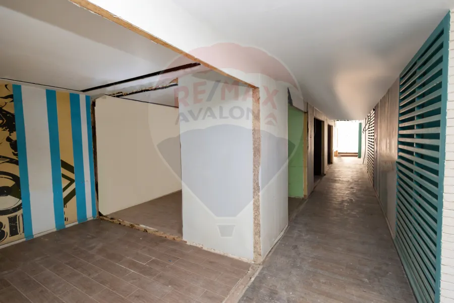 shop for sale 300 m Tharwat (Abdul Hamid Al-Deeb st)