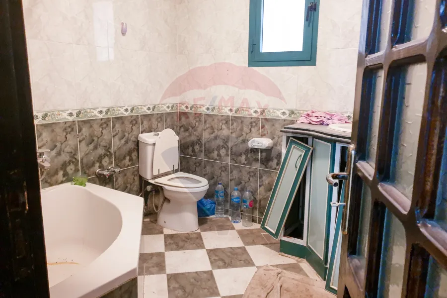 شقة للبيع 150 م شدس (ش المرسلين الأمريكان)