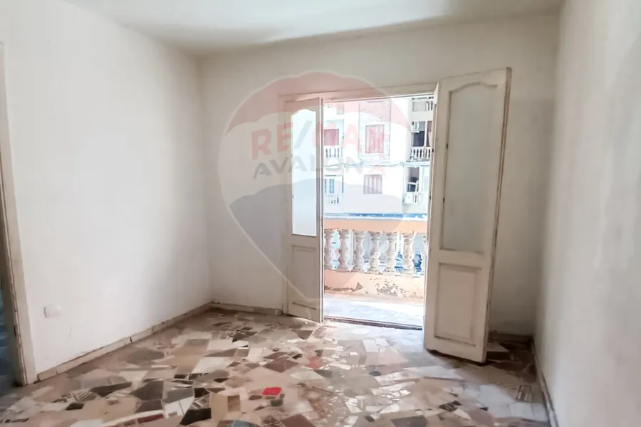 Villa for rent 300 m Smouha (El Riada st.)