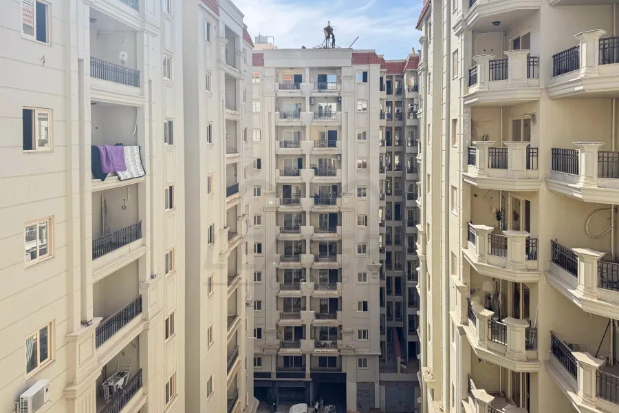 شقة للبيع 174 م سموحه (فالوري النقل والهندسة)