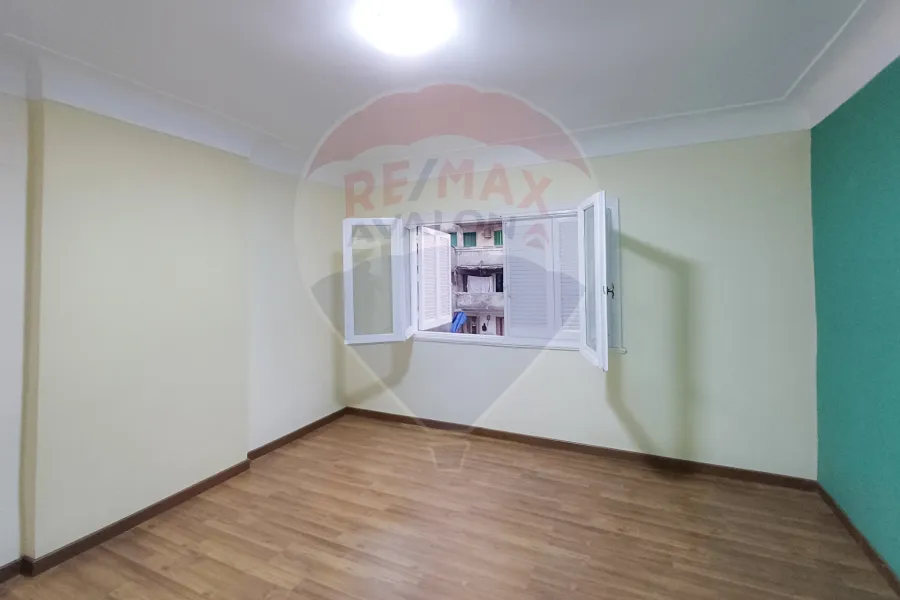 Apartment for sale 120 m Sidi Bishr (Gamal Abdel Naser main st.)