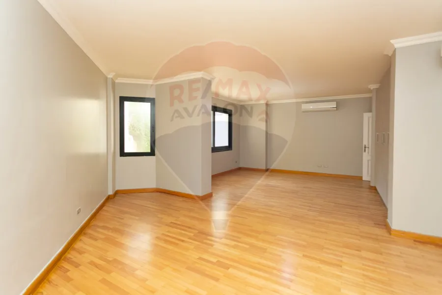 شقة دوبلكس مرخصة للبيع 460 م كفر عبده (ش معروف الرصافي - عمارة براند)