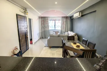 شقة للبيع 100 م سيدي بشر (خطوات من البحر)