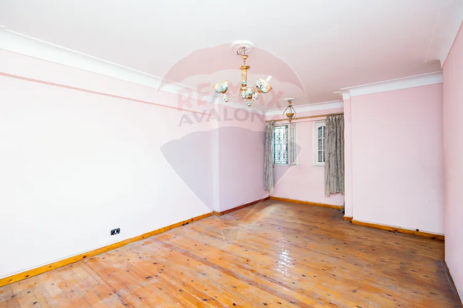 شقة للبيع 173 م فلمنج (على الترام)