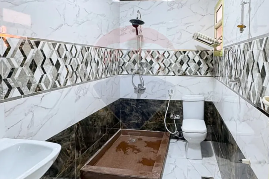 شقه للبيع  140م ميامى (متفرع من ش اسكندر ابراهيم)