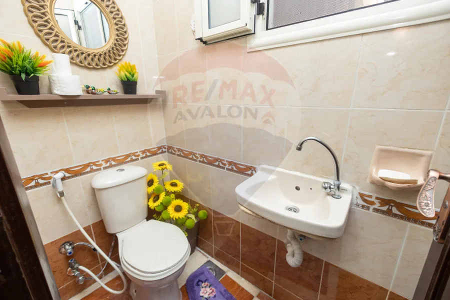 Apartment for sale 160m Miami (steps from Al-assawy st.)