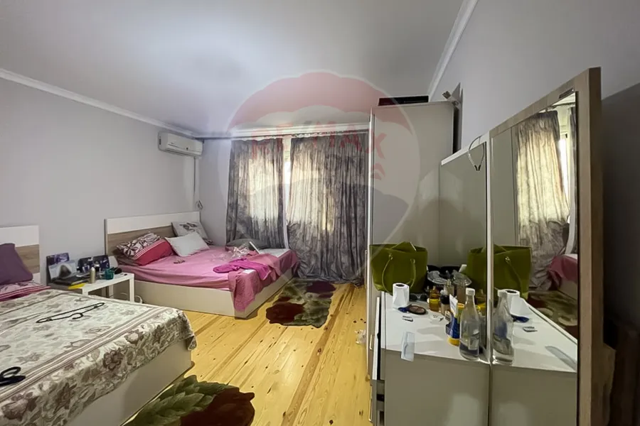 Apartment for sale 219 m Kafr Abdo (Sakina Bint Al Hussein St.)