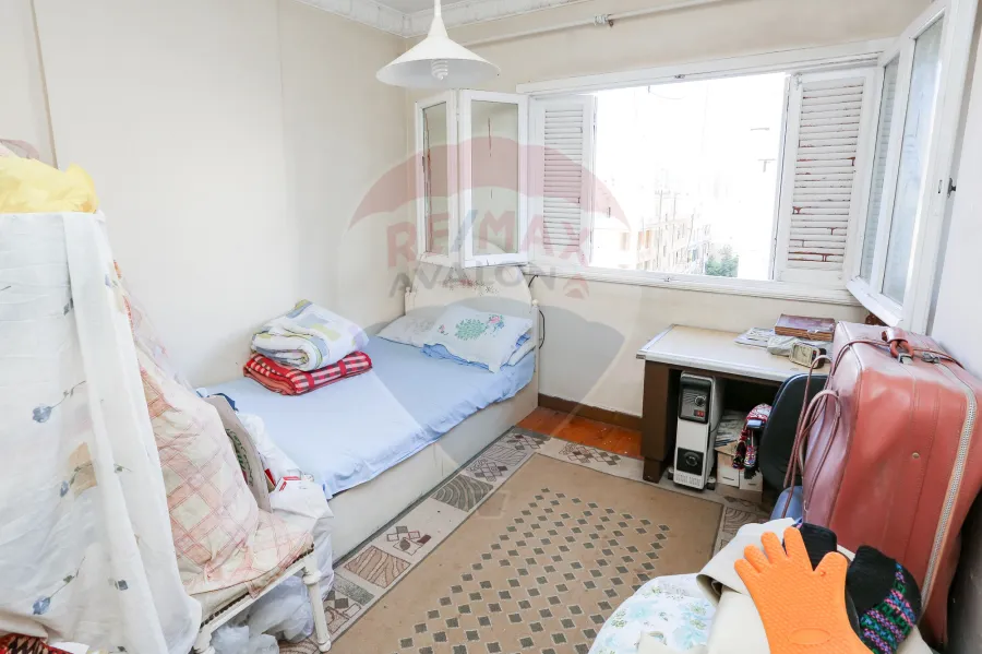 شقة للبيع 135م الإبراهيمية (خطوات من البحر)