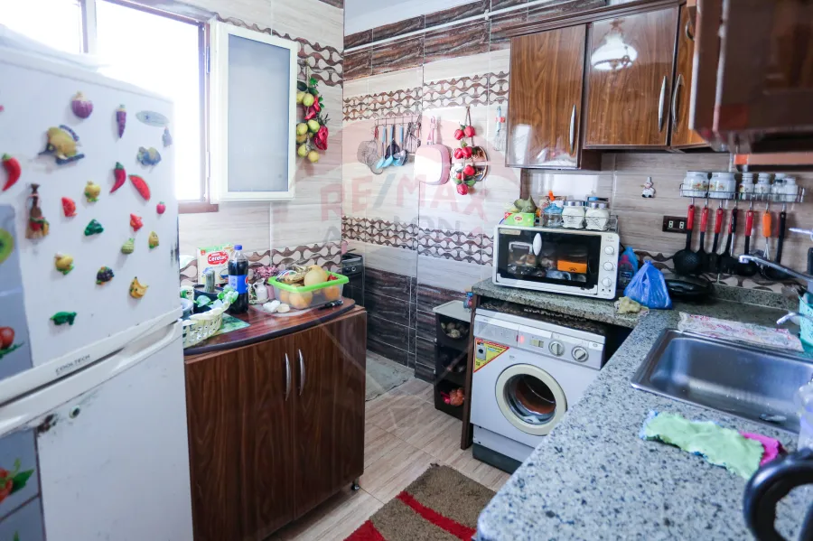 apartment for sale 120 Moharam Bek ( Mostafa Zayan St )