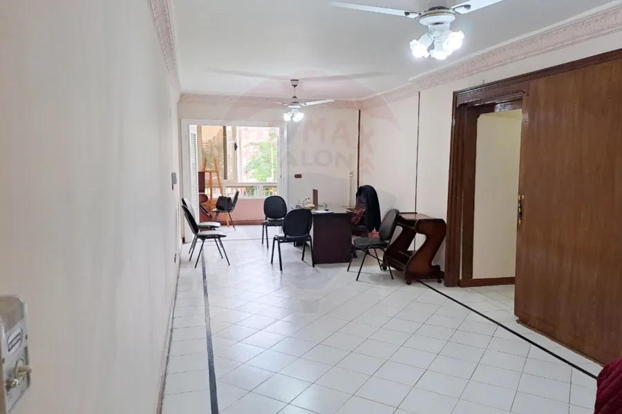 Administrative Apartment For Rent 130 m Smouha (Garden City St.)