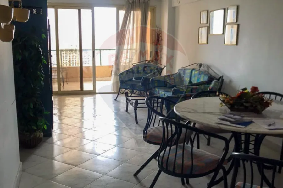 Apartment for sale 145 m Al-Montaza (Royal Plaza compound)