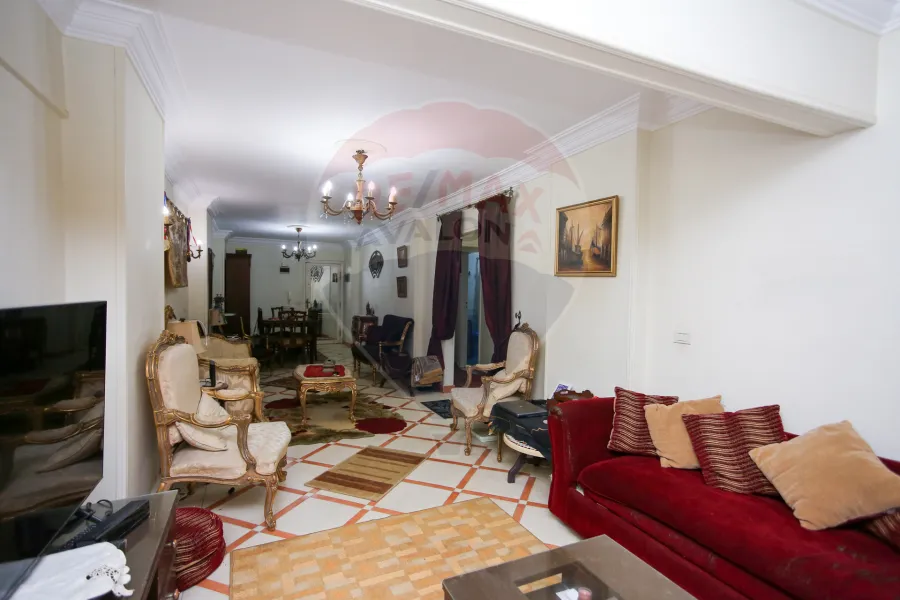 شقة للبيع 113 م زيزينيا (ش ابراهيم العطار)