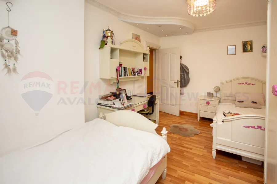 Apartment for sale 206 m Smouha (steps from Fawzy Moaaz St - brand building)