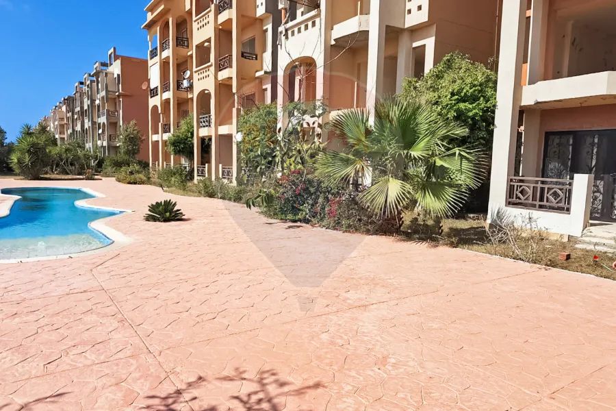 شالية للبيع الساحل (قرية Emirates Heights) 100 م