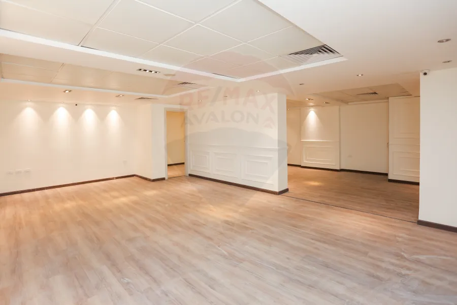 محل + ميزان للايجار 750 م سيدي جابر (ش ابو قير)