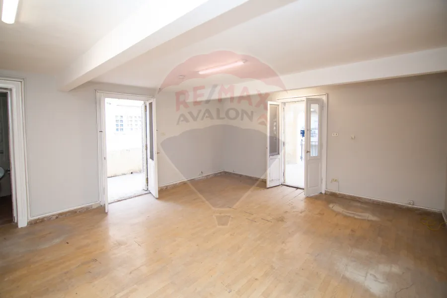 Villa for rent 1,000 m Roshdy (Syria St.)