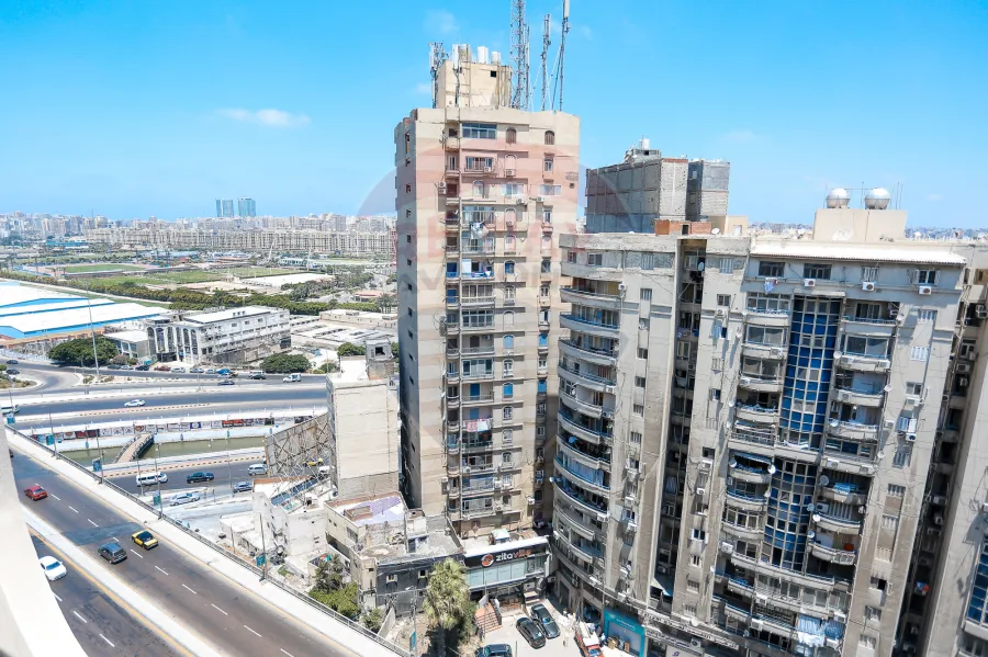 شقة دوبلكس للبيع 200 م سموحة (كوبرى 14 مايو)