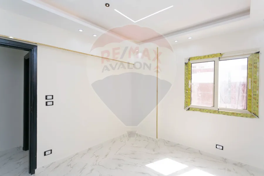 Apartment for sale 135 m Al-Asafra (Directly on the sea)