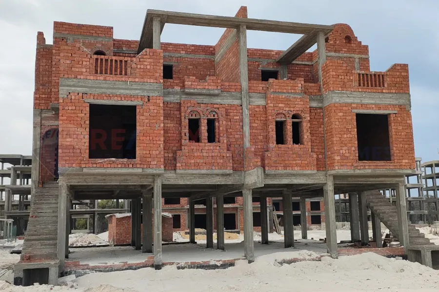 شقة بروف للبيع (ايكو مينا - راس الحكمة) 140 م