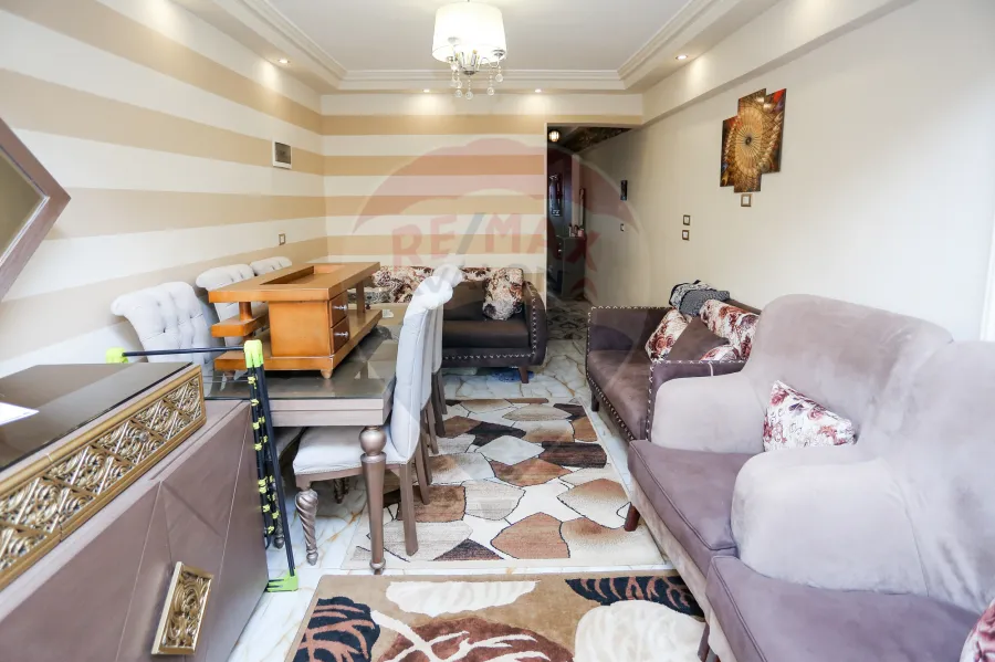 Apartment For Sale 80 m Sidi Gaber (Steps From Mosheir St.)