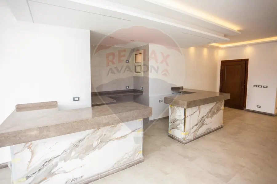 شقة للبيع 160 م العصافرة (بحر مباشر)