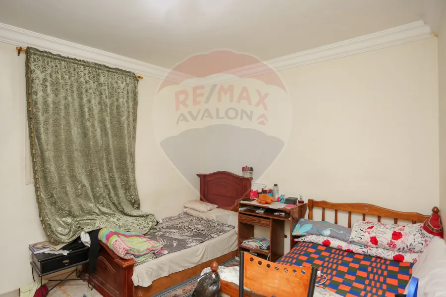 شقة للبيع 125 م سيدي جابر ( ثاني نمرة من شارع المشير - بجوار الوحيد ومفيد)