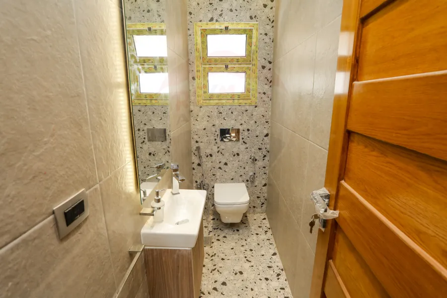 فيلا للبيع 312م مبانى + 42م حديقة الساحل الشمالى ( قرية بيلا مرينا)-  الكيلو 89