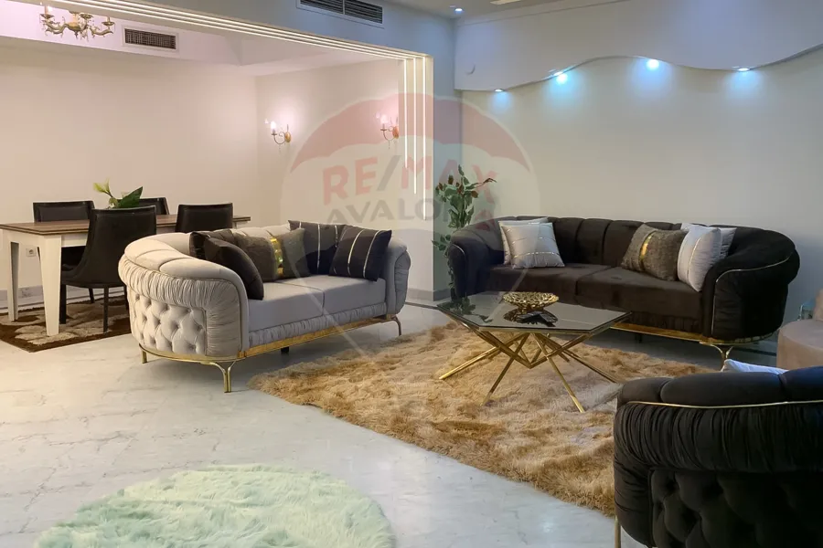 شقة للايجار المفروش 270 م سان ستيفانو (الفور سيزون)