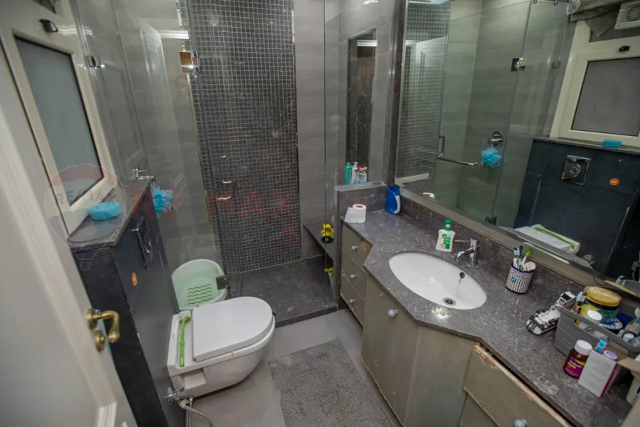 Apartment for sale 290 m Smouha (Seif Towers)