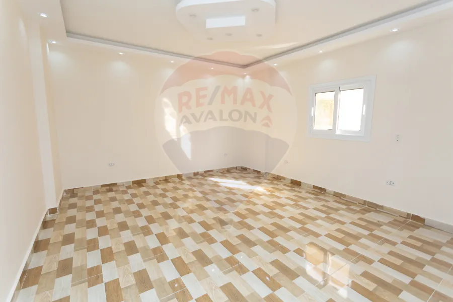 فيلا ستاند الون للبيع كينج مريوط (خلف المعهد العالي بالكينج) 500 م