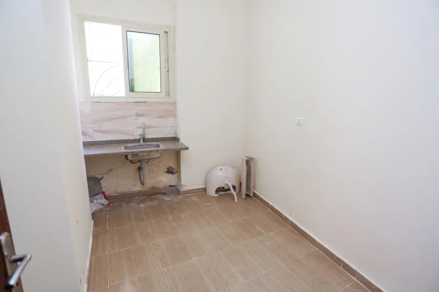 Pharmacy For Sale 82 m Kafr Abdo (Mohamed safwt St.)