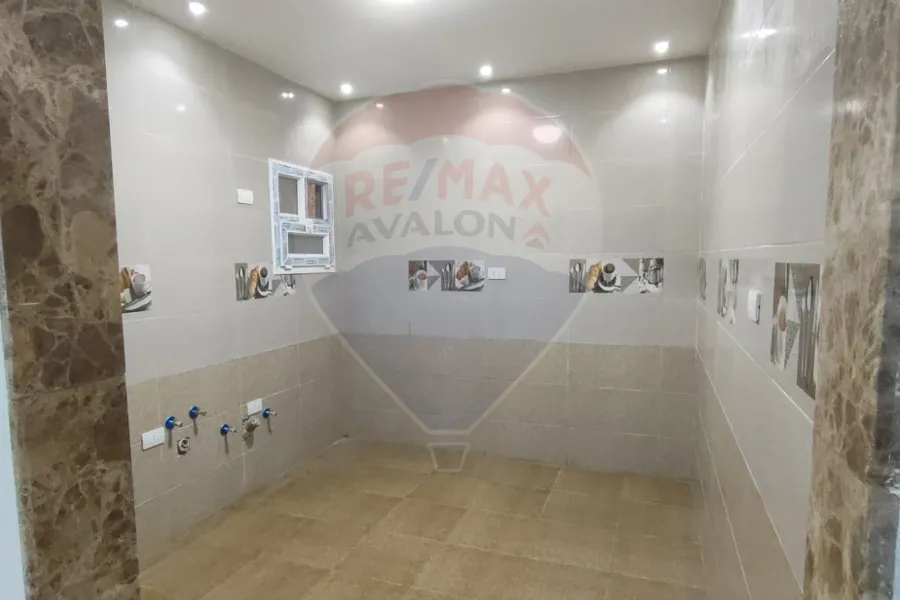 شقه للبيع  210 م جليم ( تالت نمره من البحر )