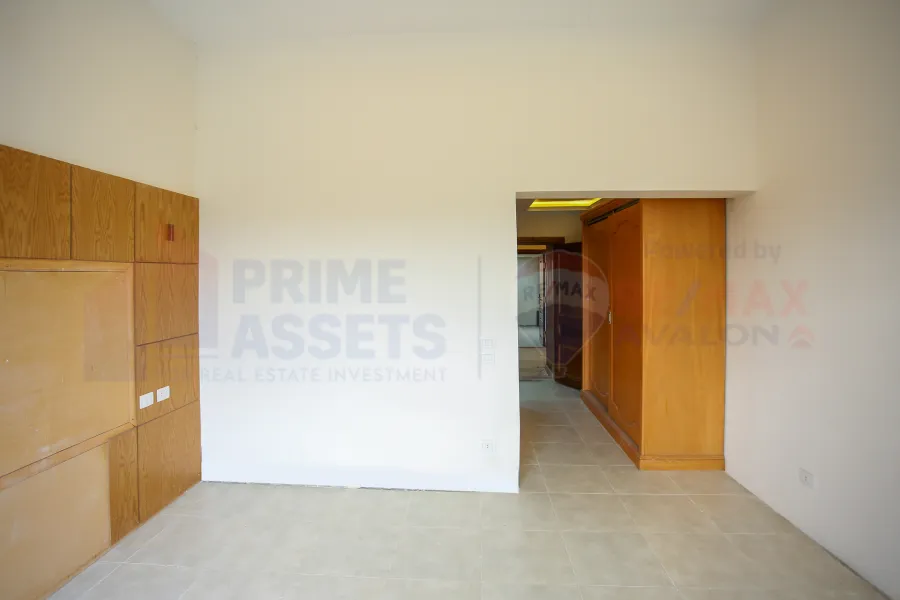 Twin house villa for sale 440 m King Mariout (Alex West)