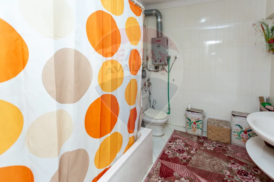 Apartment for sale 240 m Glim (Abdel Salam Arif St.)