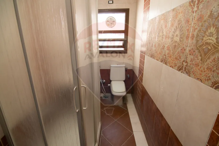 شقه دوبلكس للبيع 650 م لوران (ش عبدالسلام عارف)