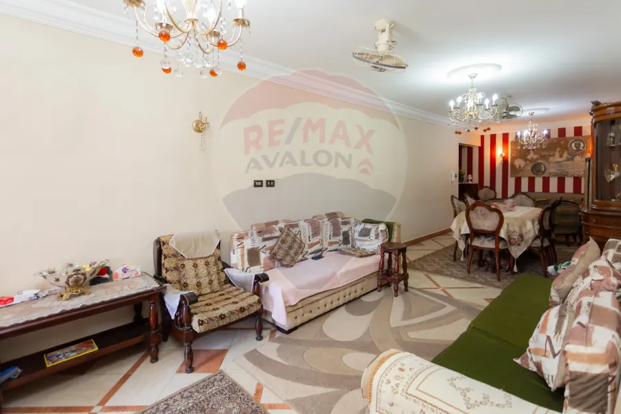 شقة للبيع 133 م السيوف (شارع الشهر العقاري)