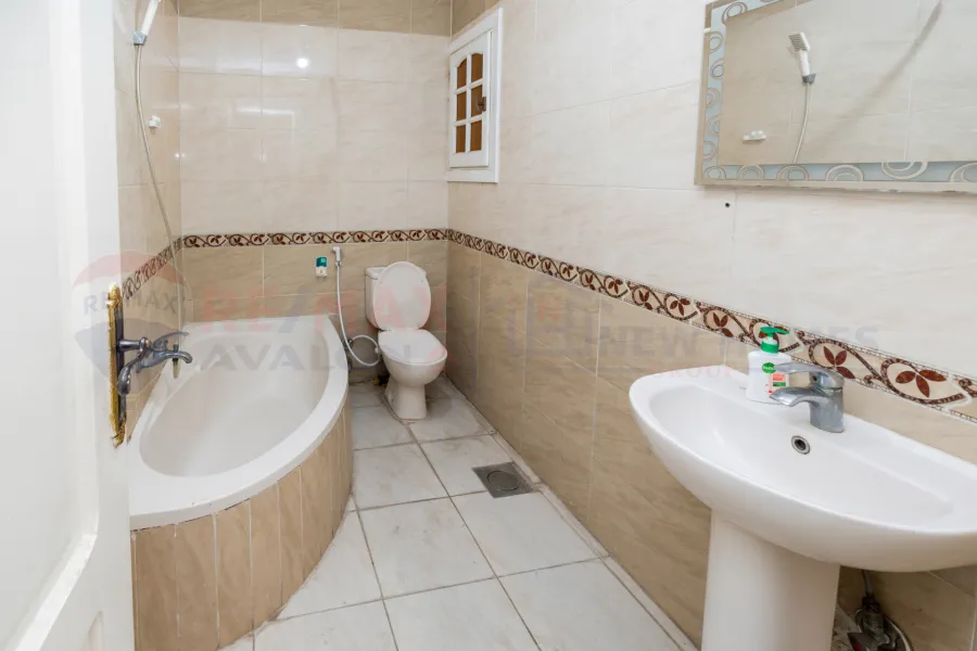 Apartment for sale 150 m Al-Ibrahimia (branched from Gawad Hosny st.)