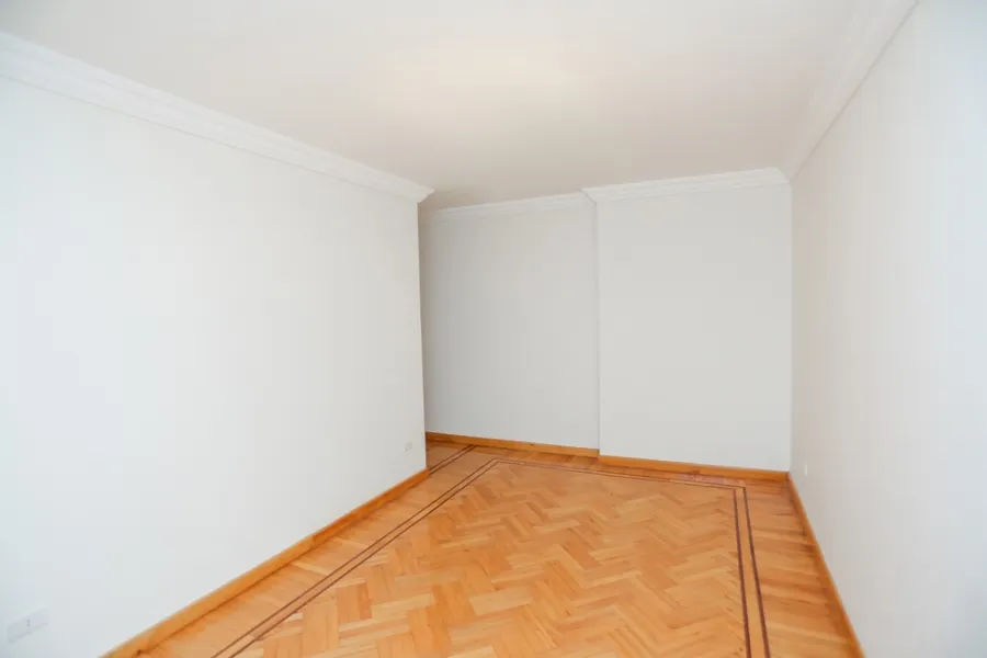 Apartment For Sale 258m Zeznia ( Directly on Tram Station)