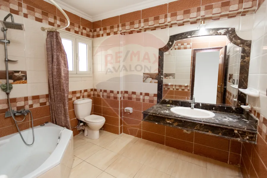 شقه للبيع  115 م سبورتنج ( فيو نادي سبورتنج )