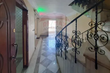 شقة دوبليكس للبيع 140 م سيدي بشر (ش جمال عبد الناصر)