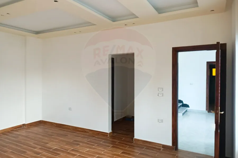 Villa For Sale 500 m King Marriout (Next To Khattab Qasis)