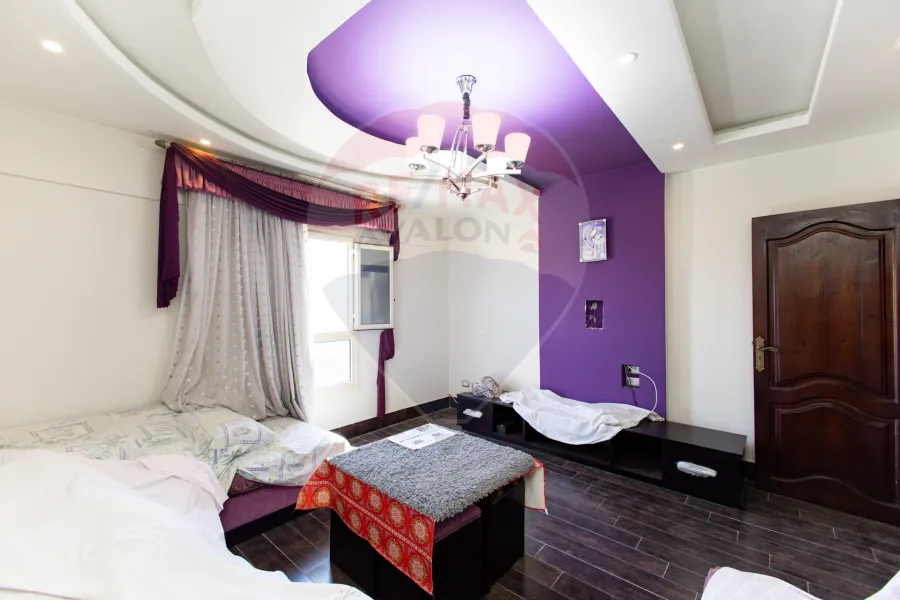 شقة للبيع 165 م فلمنج (شارع عبدالفتاح الطويل)