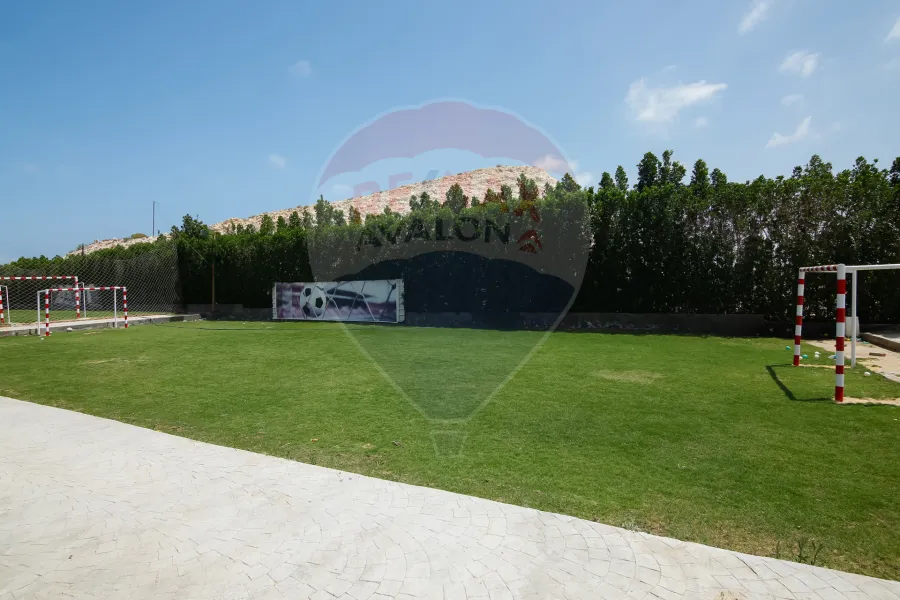 Chalet + garden for sale on the coast (Grand Hills Village) 60 m