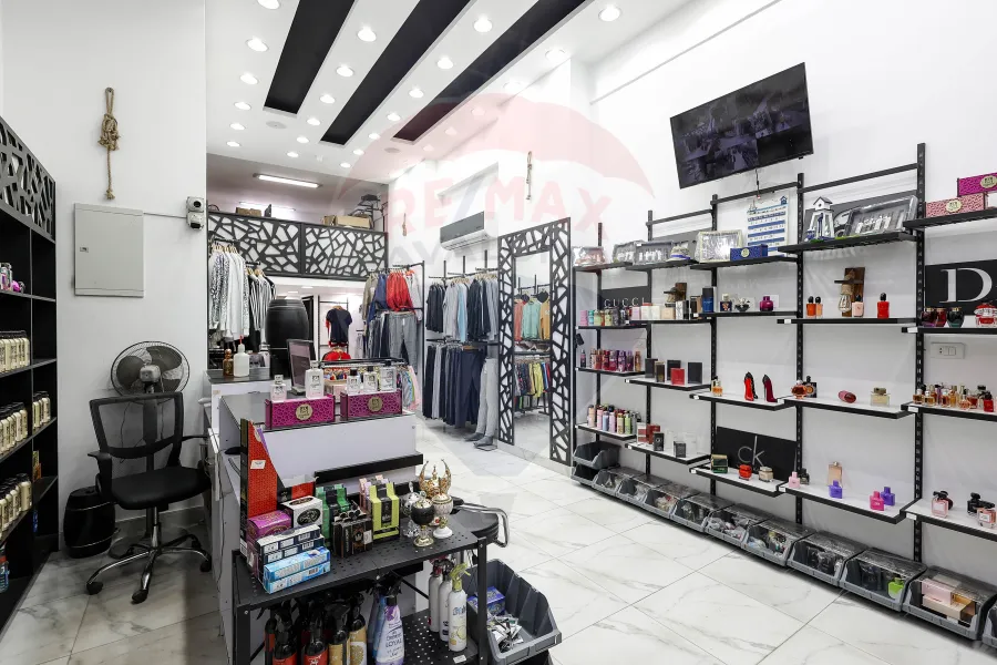 Shop for sale 50 m Miami (Armenian Street, steps from the sea)